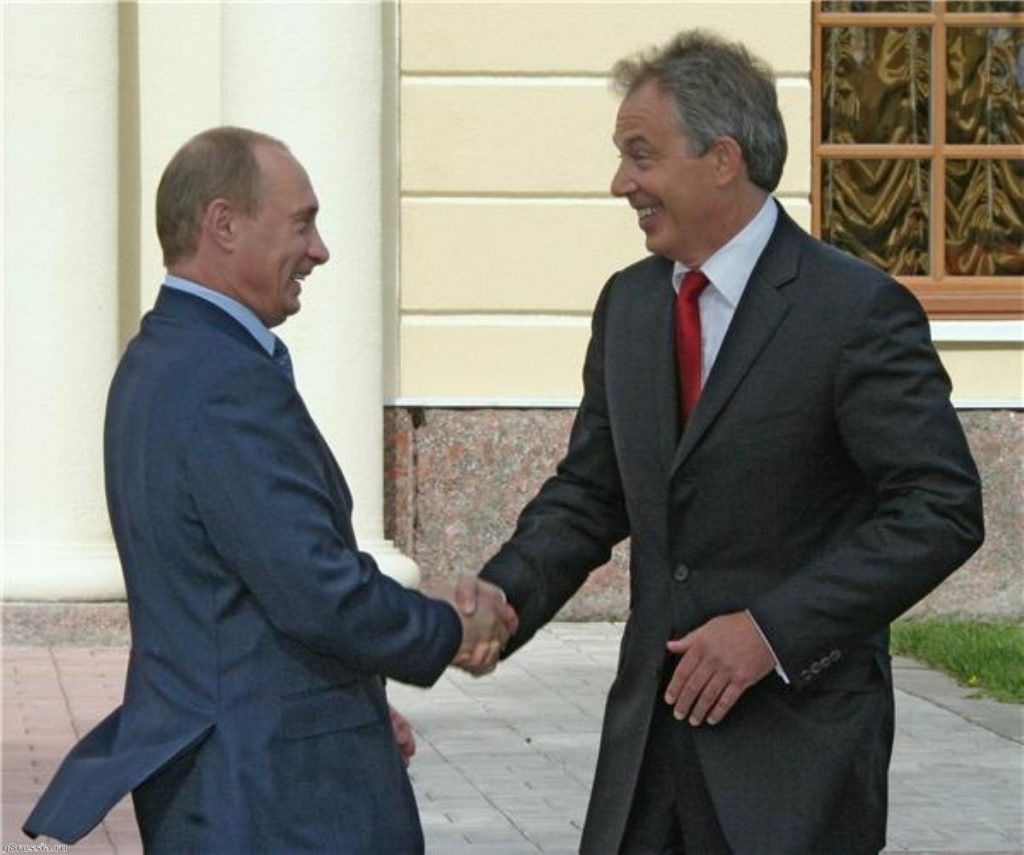 Tony Blair focused on energy security concerns in talks with the Russian president