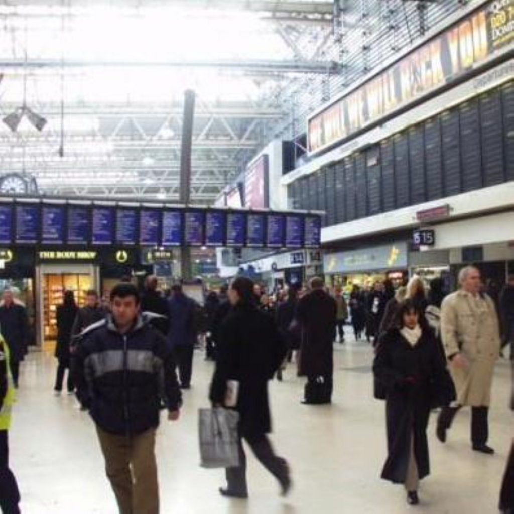 Heathrow Express workers to down tools