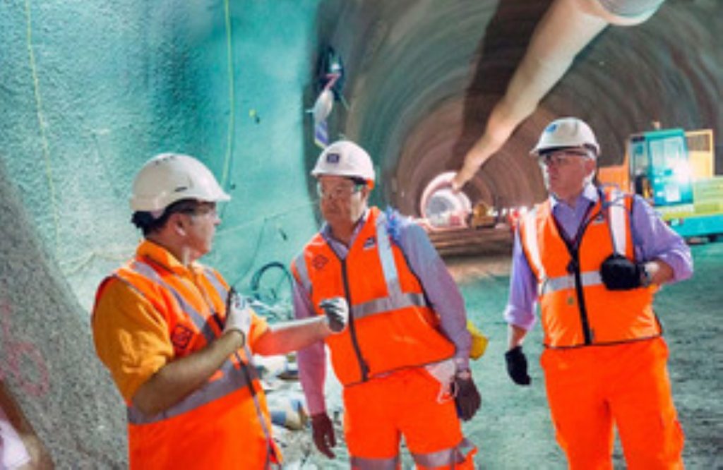Transport minister Stephen Hammond visits Crossrail’s Whitechapel station