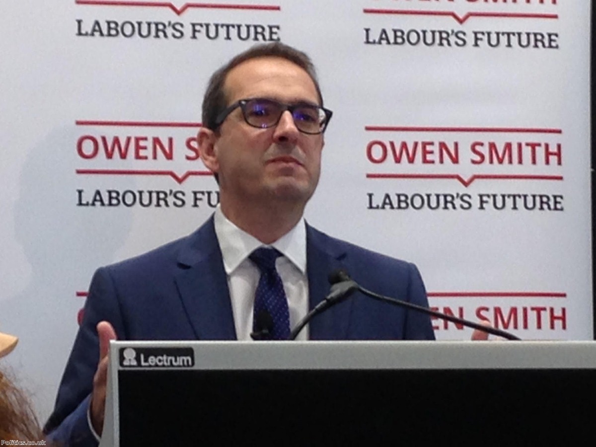 Owen Smith compared Corbyn-supporting organisation to an alien parasite