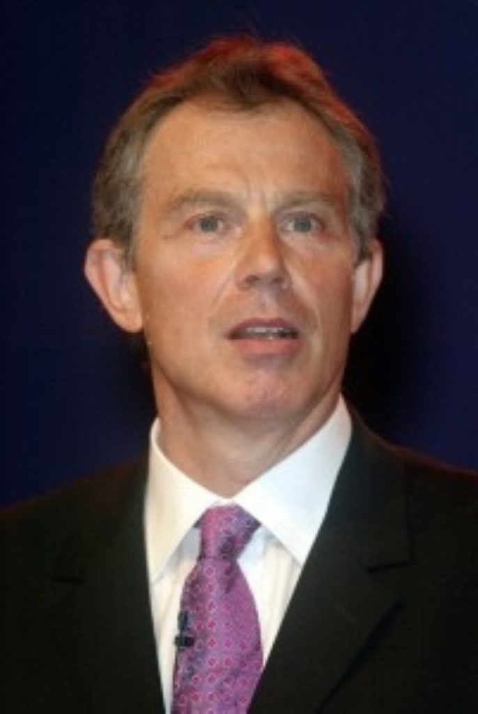 Blair in Brussels to discuss controversial constitution