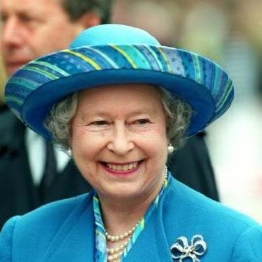 Queen addresses British troops