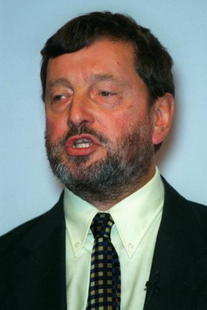 Blunkett to tackle dealers