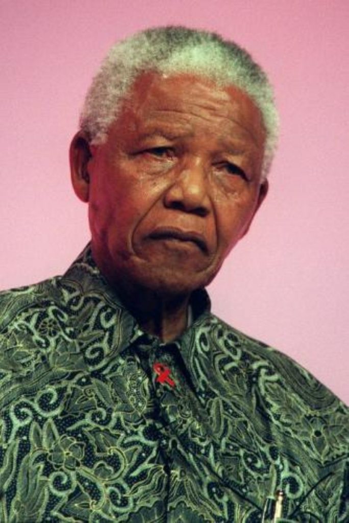 Mandela backs London's bid