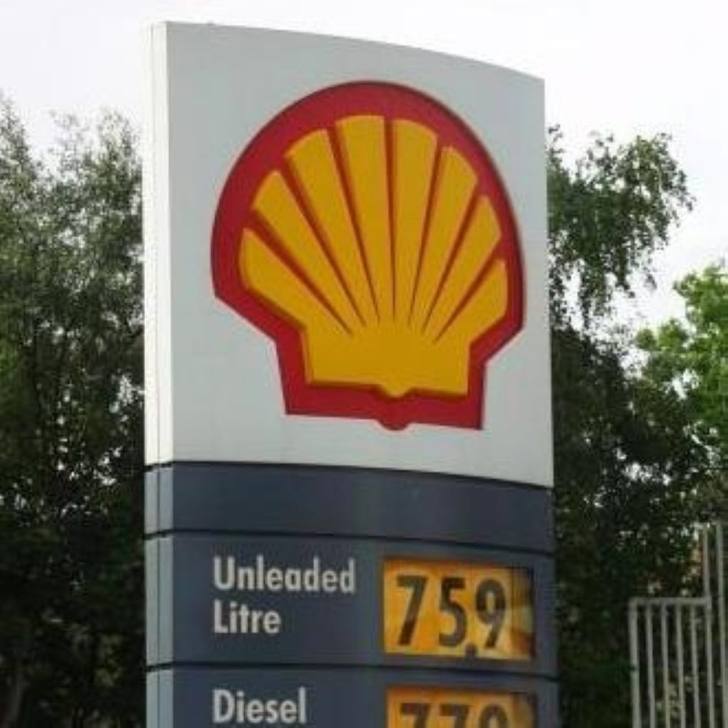 Shell posts record profits