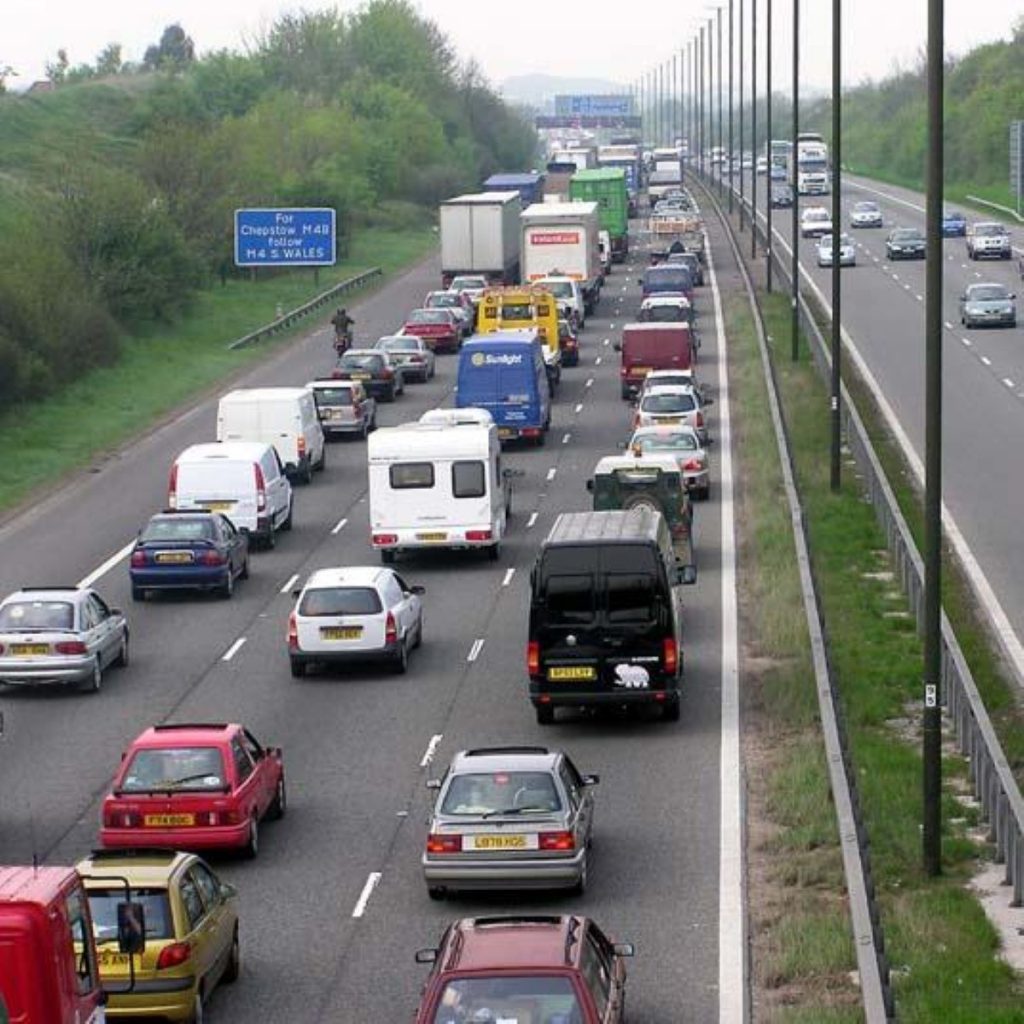 Motorists to be allowed on hard shoulders