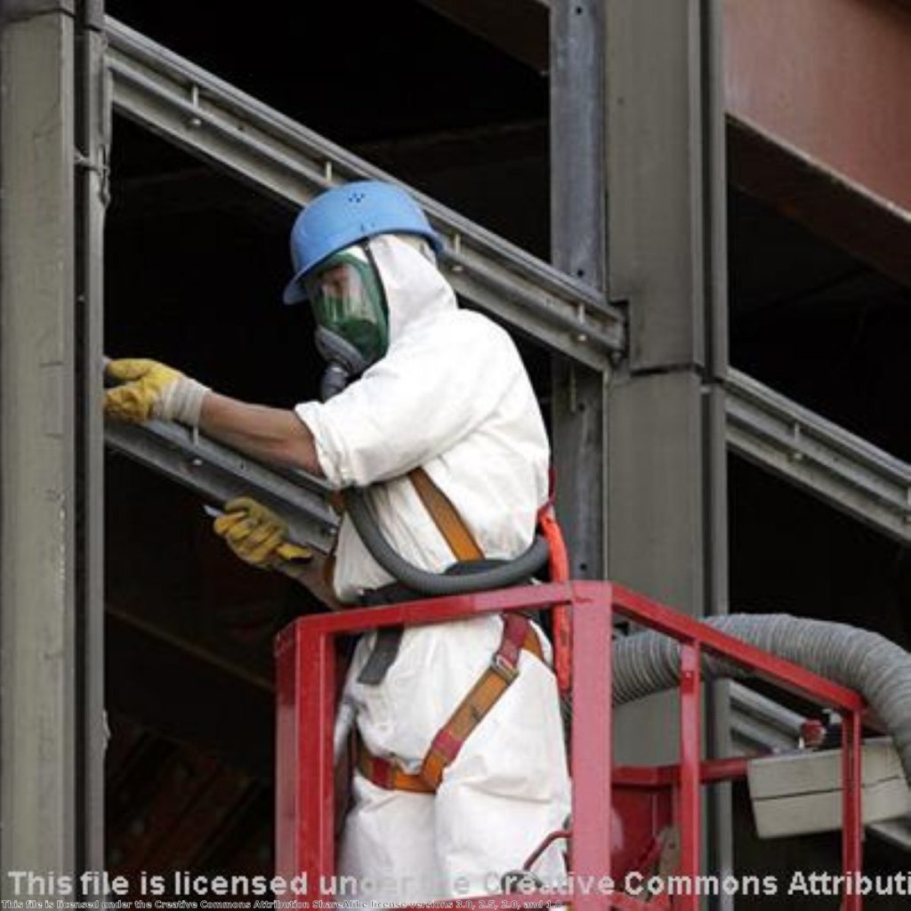 Asbestos sufferers demand compensation