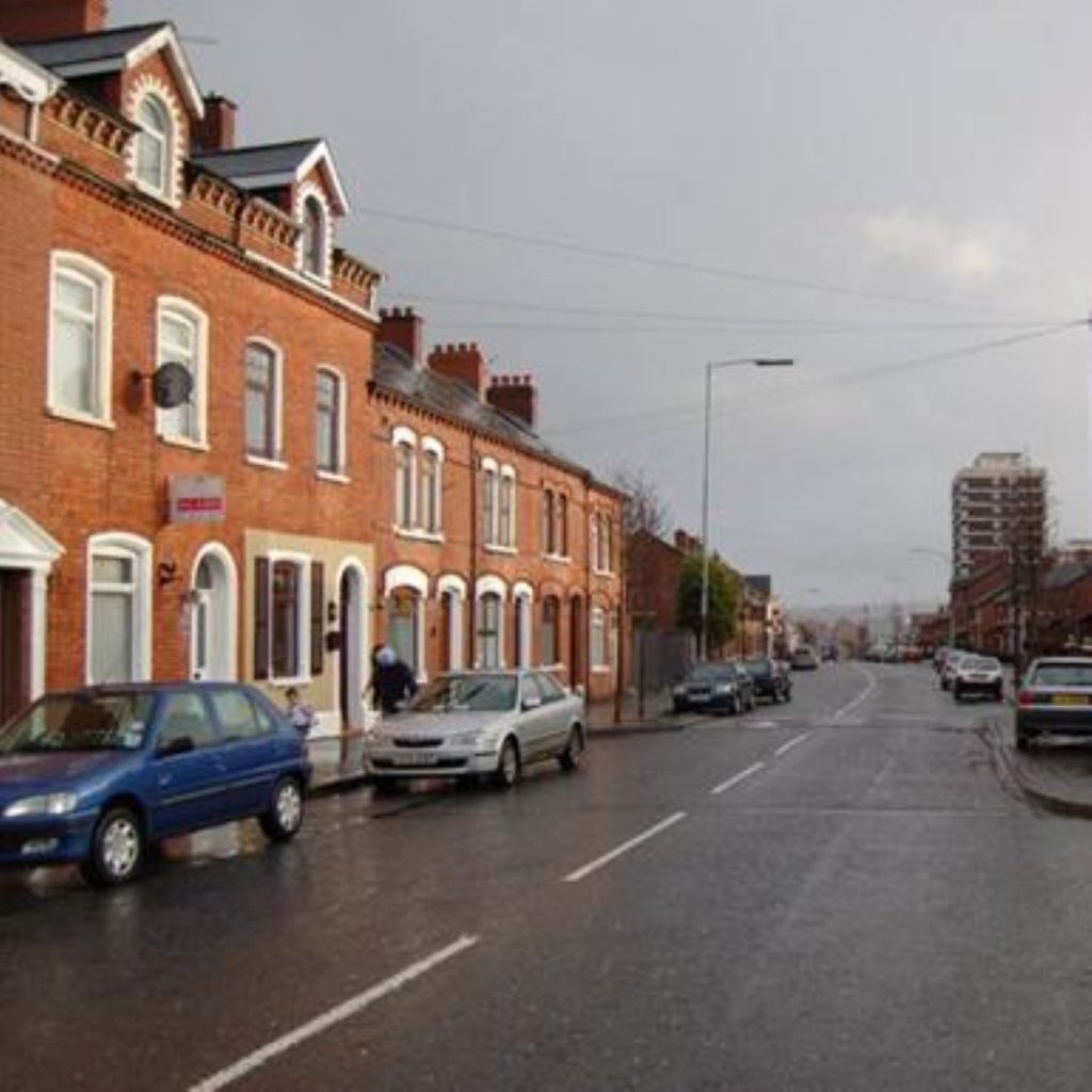 Belfast attacks prompt Romanians to flee