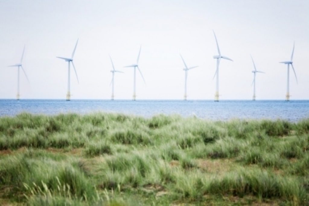 Lib Dems would invest in wind turbine manufacturing capacity