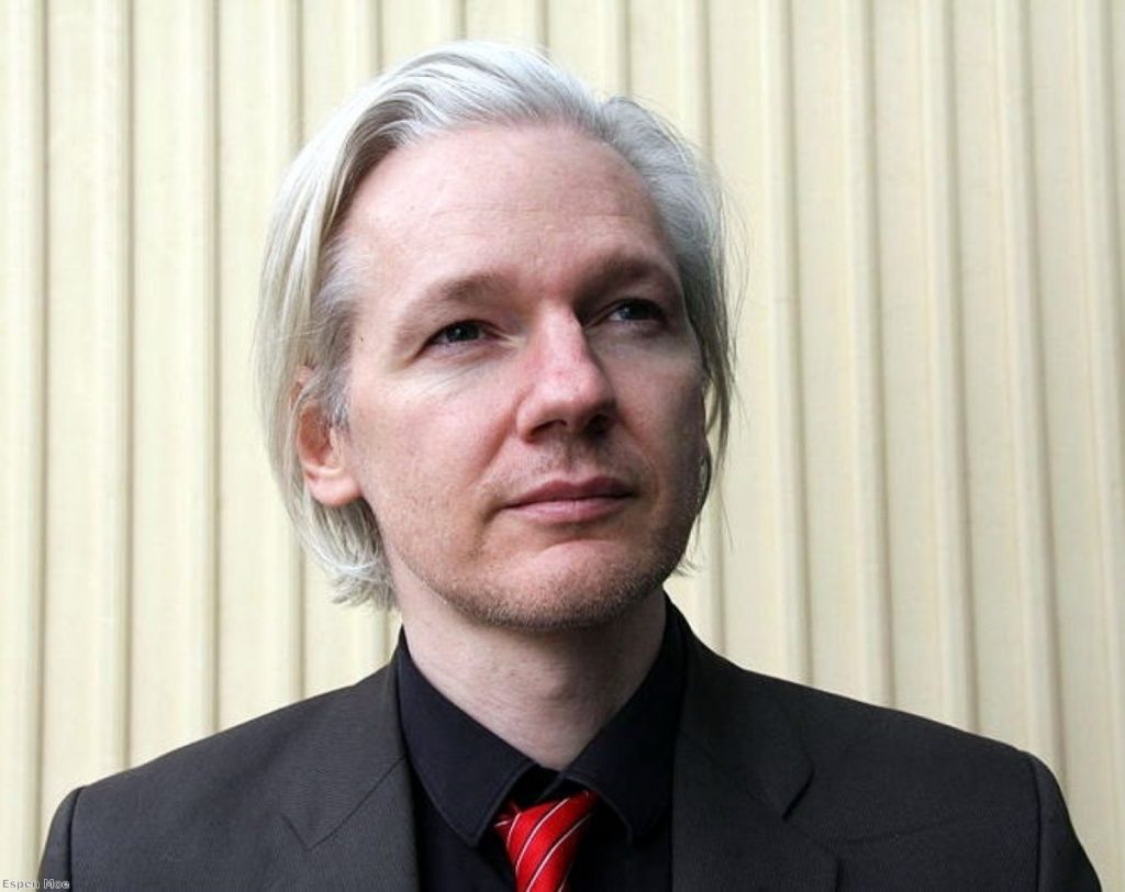 Julian Assange won't give himself up to police