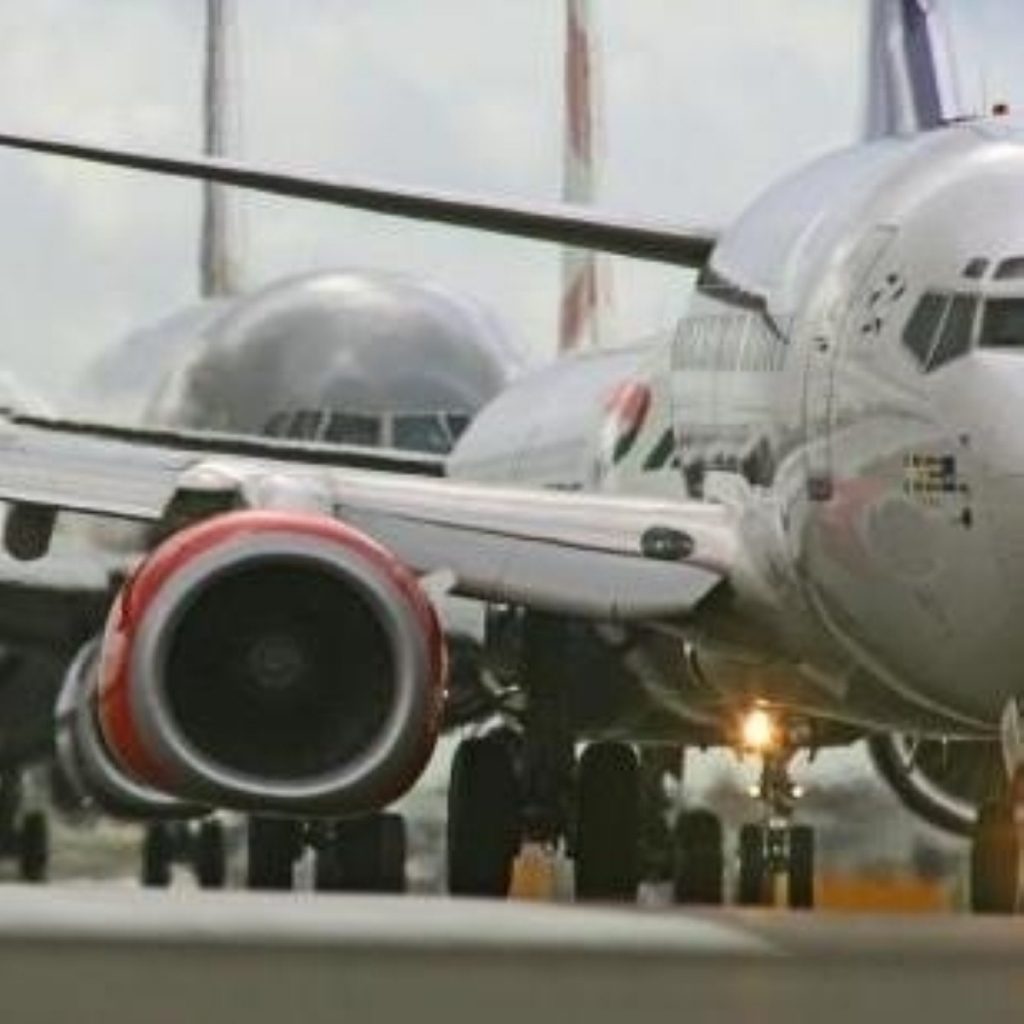 Environmentalists oppose third runway at Heathrow