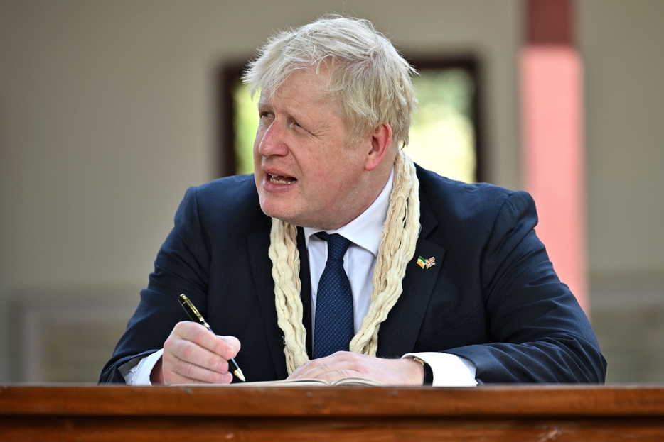 PM hints at relaxing visa rules with India ahead of visit