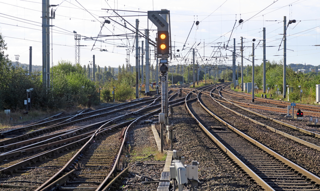 Rail cuts to compromise safety with loss of 670,000 maintenance hours