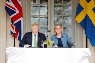 UK strikes security deal with Sweden and Finland